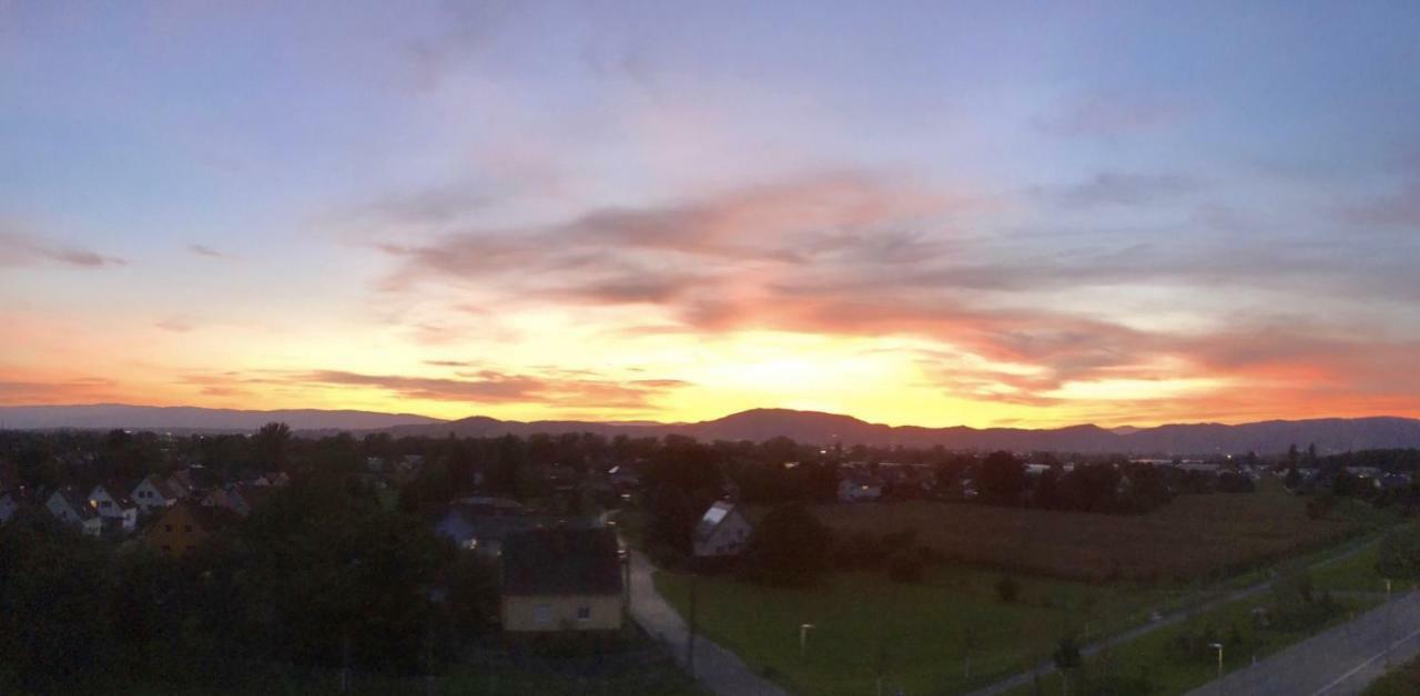 Komfortables Appartement/Garconniere In Graz Fuer Urlaub Und Geschaeftsreisen Εξωτερικό φωτογραφία